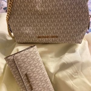 Michael Kors Purse & Wallet